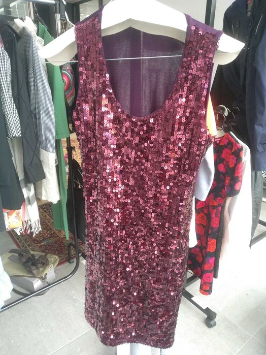 Блестяща рокля с пайети