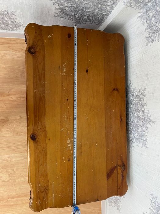 Продам стол (журнальный)