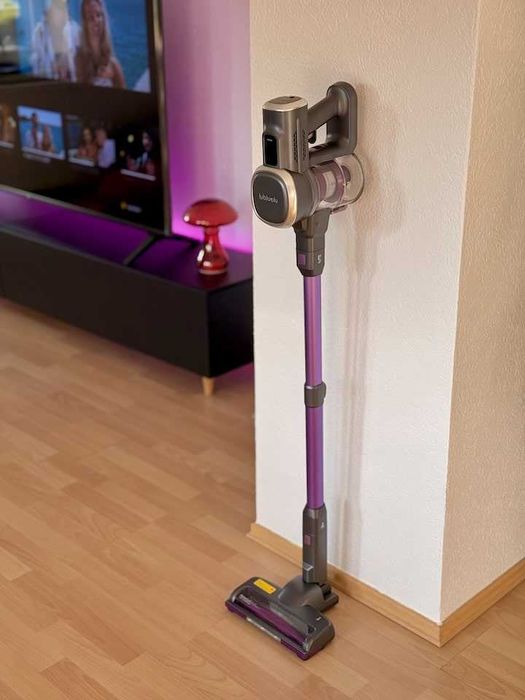 Aspirator vertical fara fir 45000Pa/450W/60min cu baterie