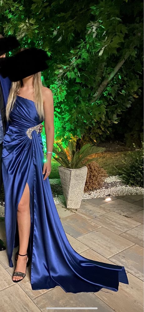 Rochie de seara-lunga.