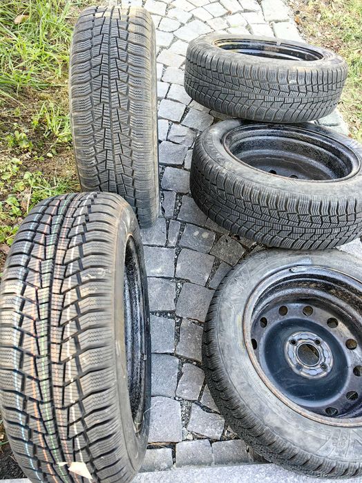 Vand 5 cauciucuri all season Viking (185/60/15) cu  jante pt. Renault