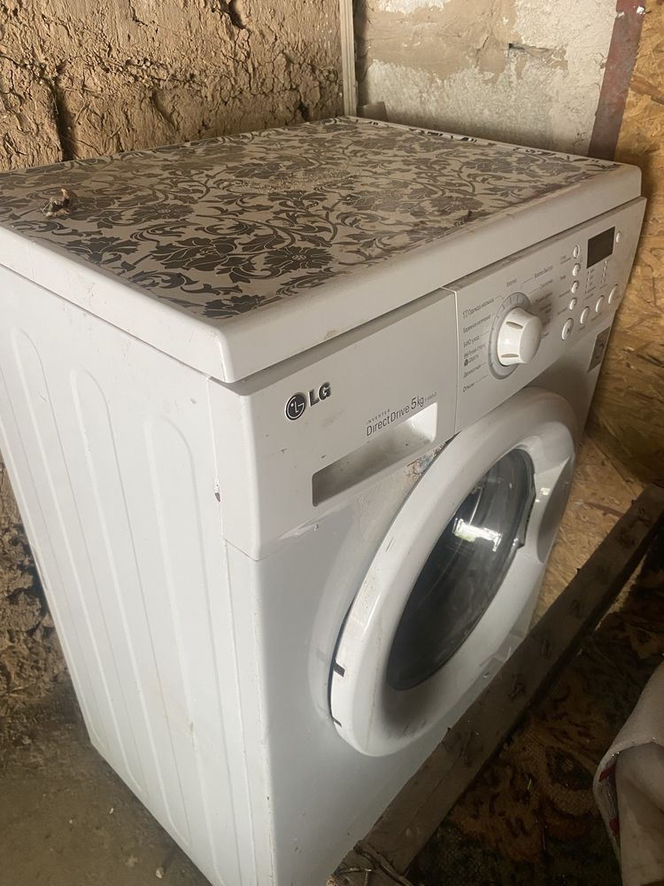 Продам нерабочую стиральную машинку