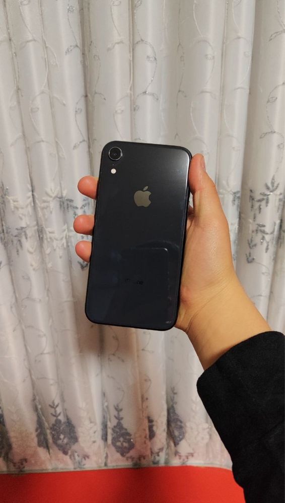 iphone  xr  ideal