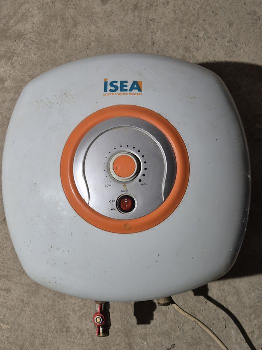 Vand instant apa calda