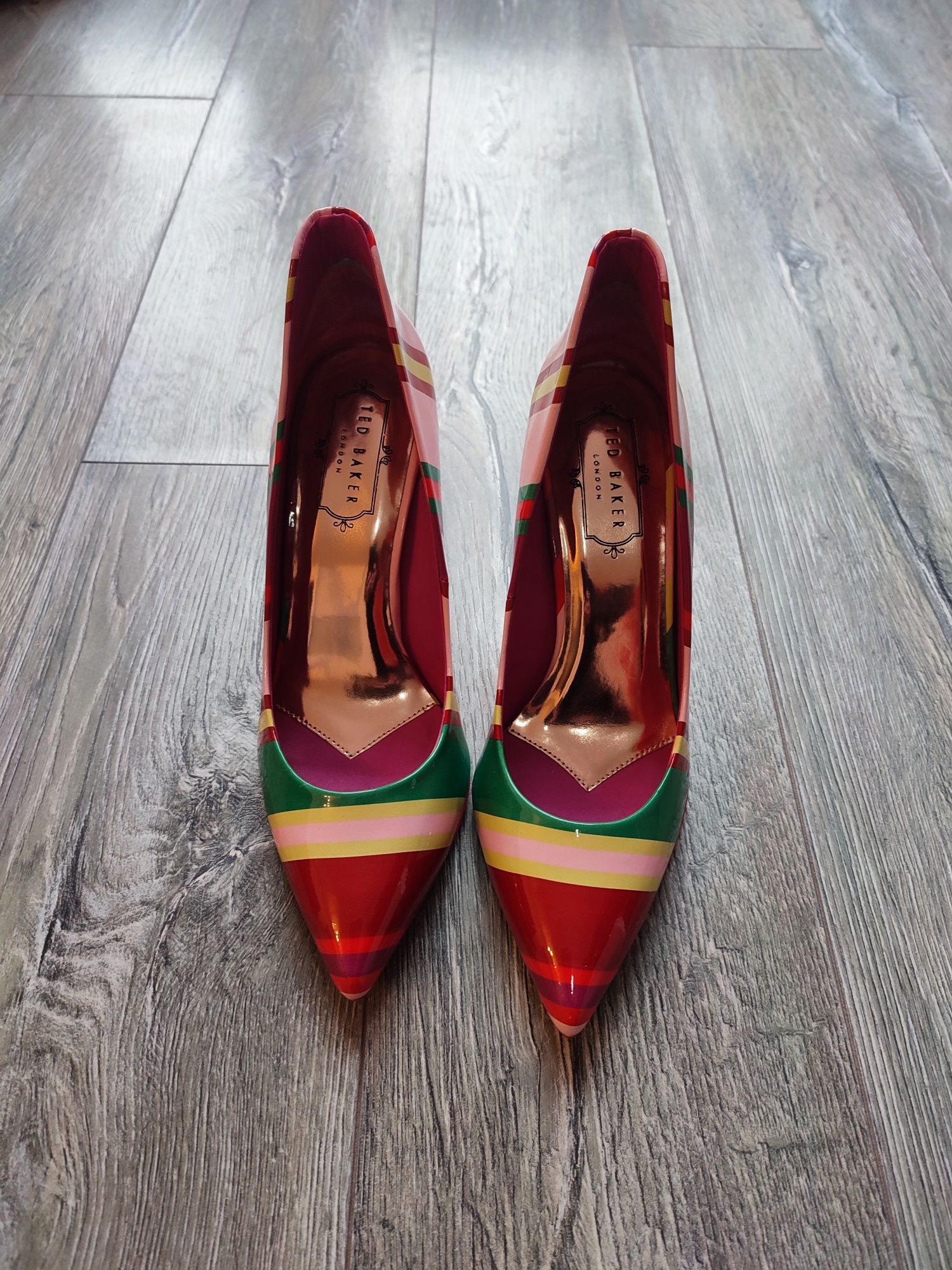 Pantofi eleganți multicolor mărimea 37