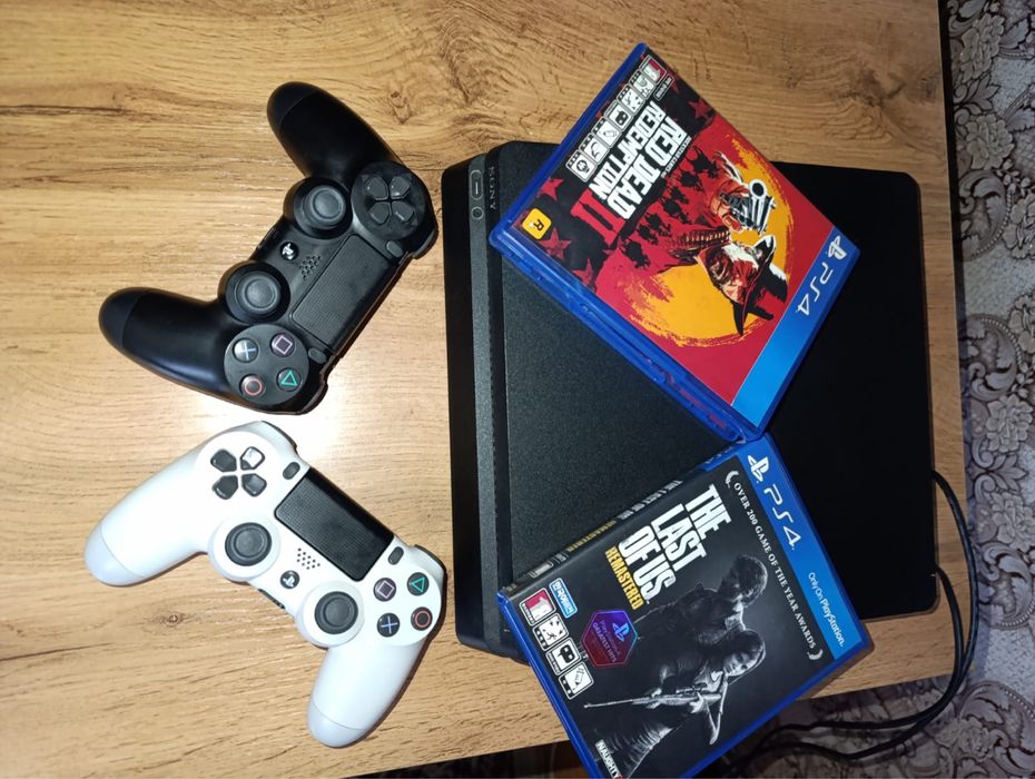 Playstation 4 slim | плейстейшин 4 2 джойстика игры в подарок торг мал
