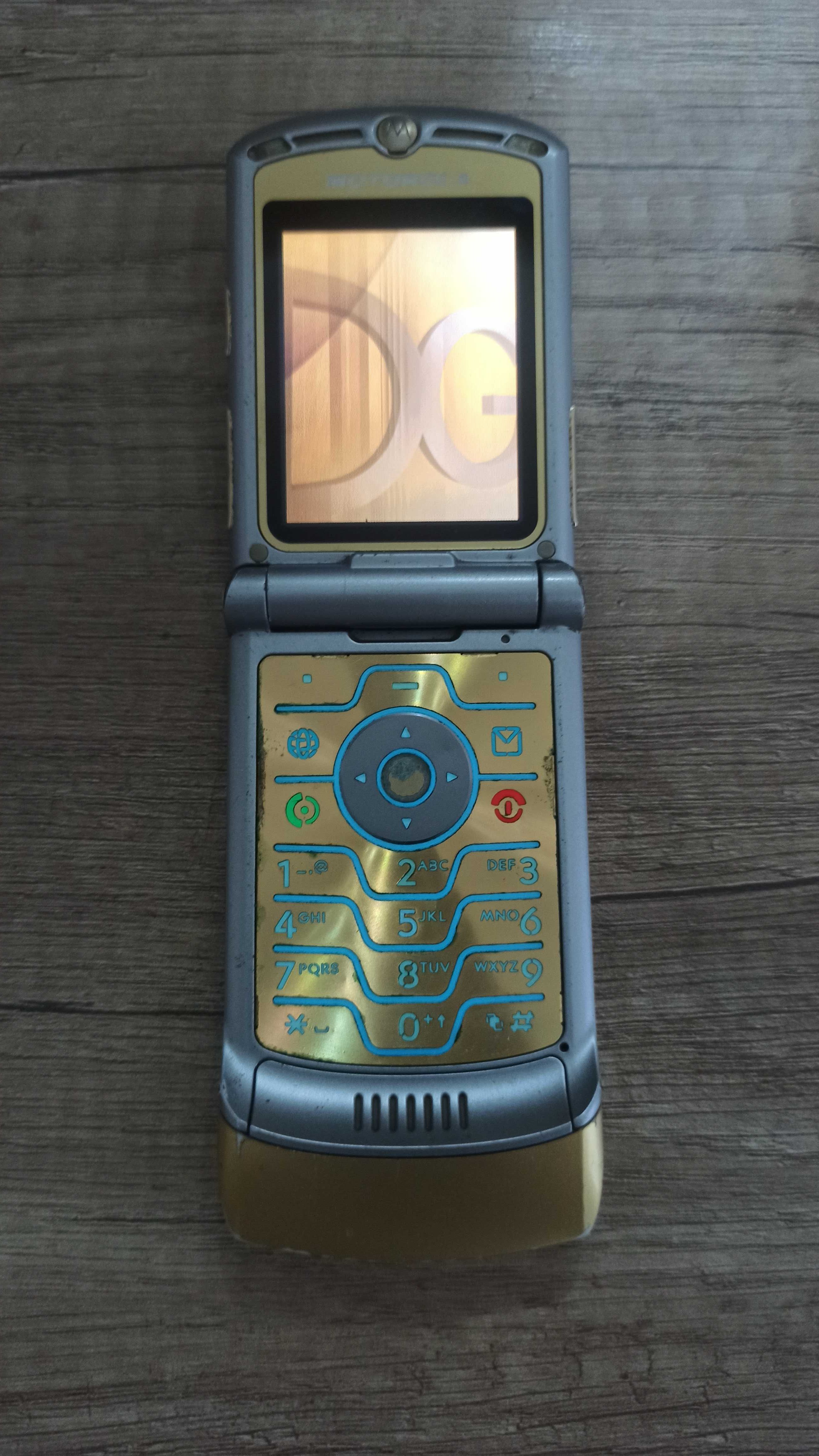 Motorola Razr v3i D&G Original