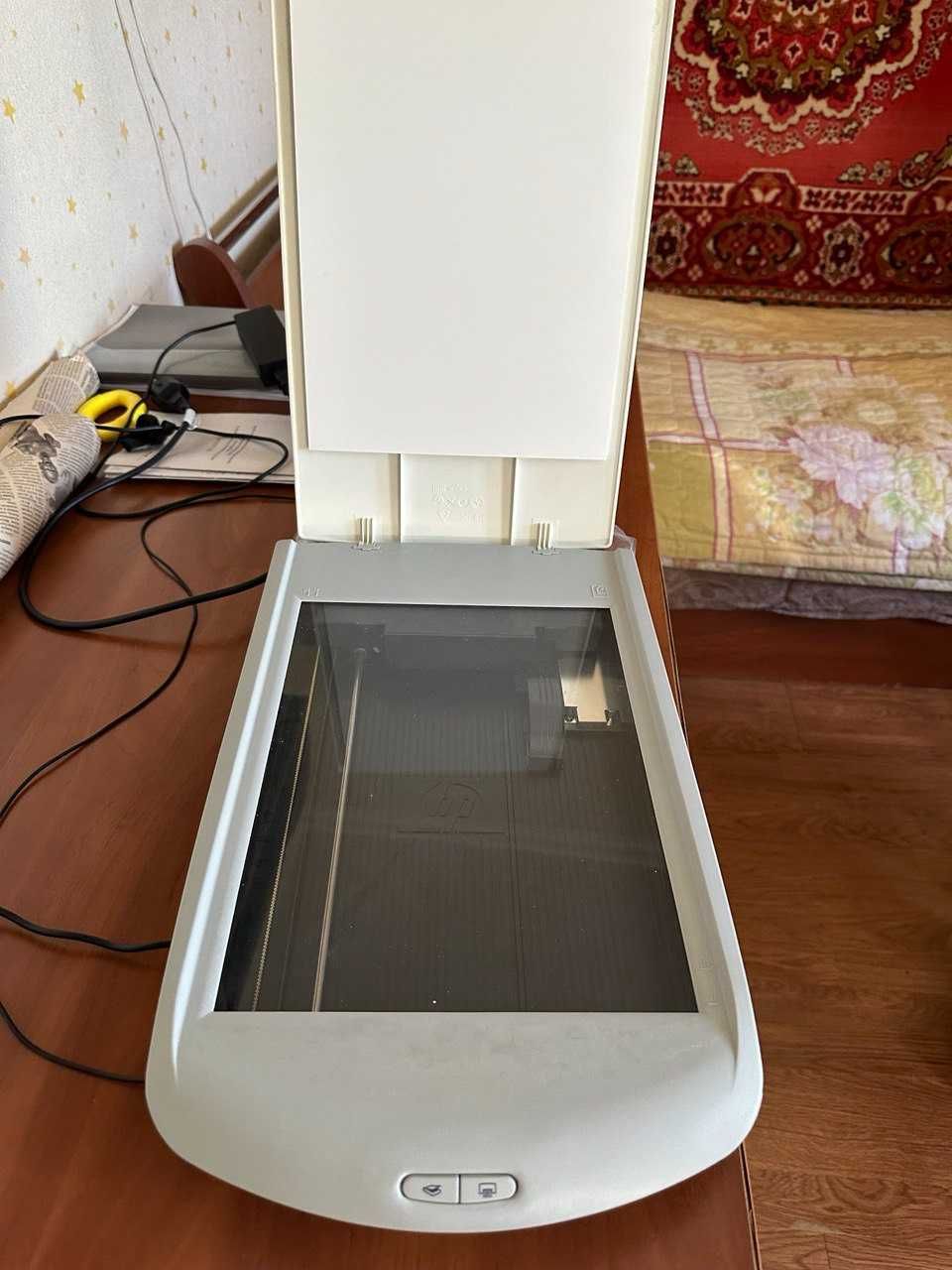 сканер HP scanjet G2410