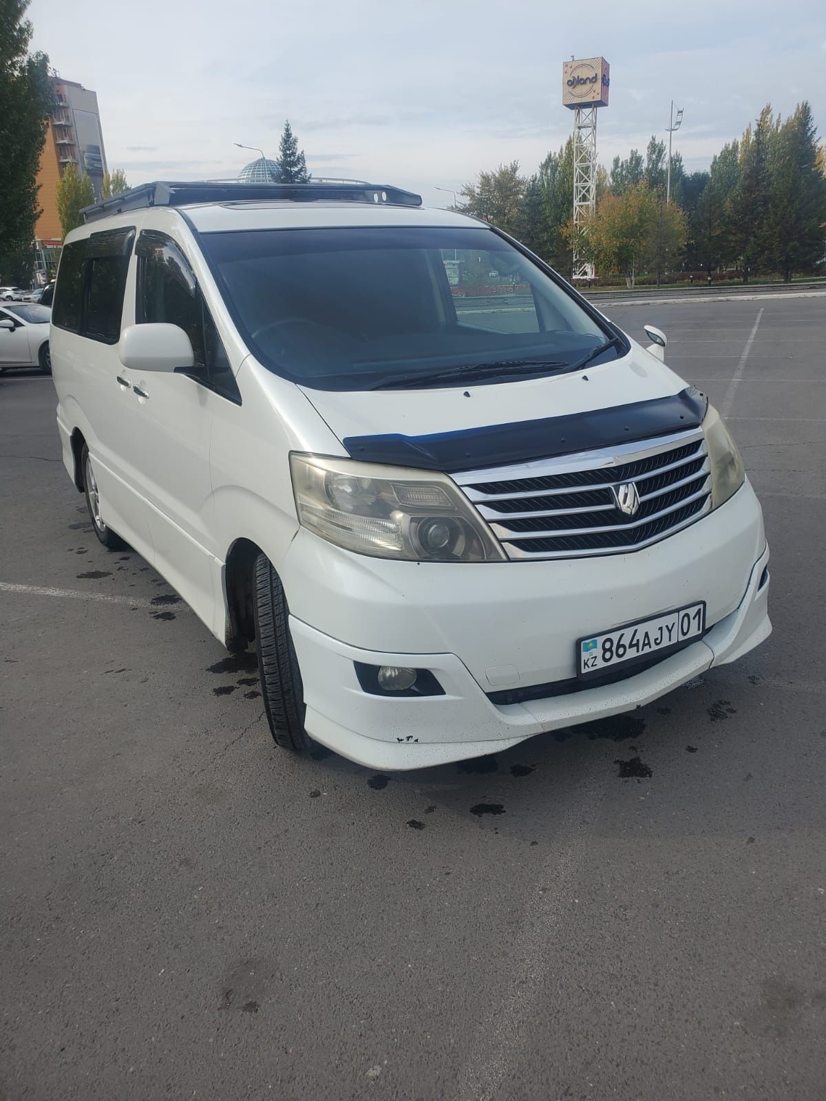 Toyota Alphard 2008 года 3,0