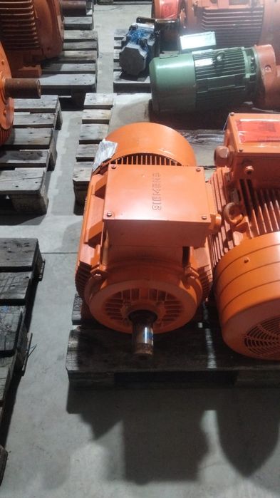 Motor electric trifazat Siemens, 37kW, 3000rpm, 380V