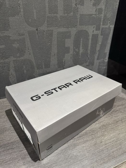 G-STAR Чисто нови обувки