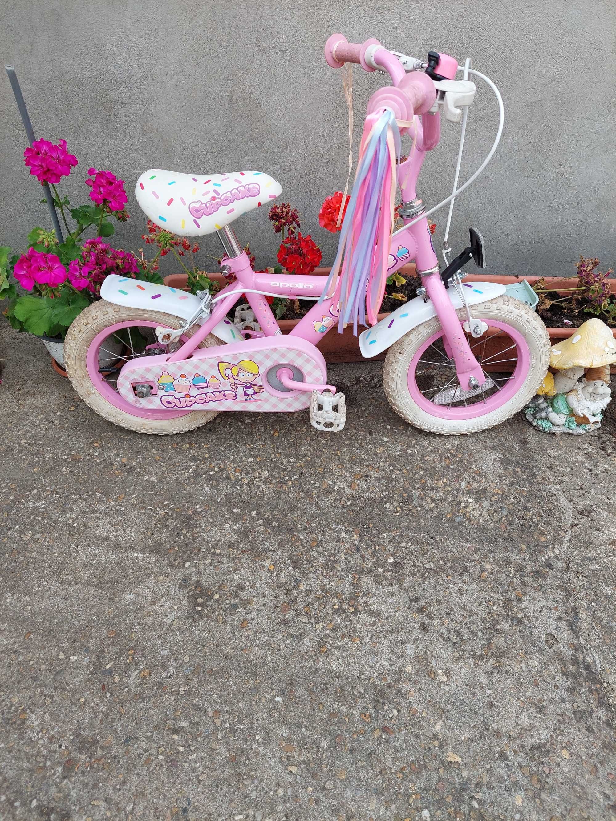 Bicicleta Cupcake pentru fete