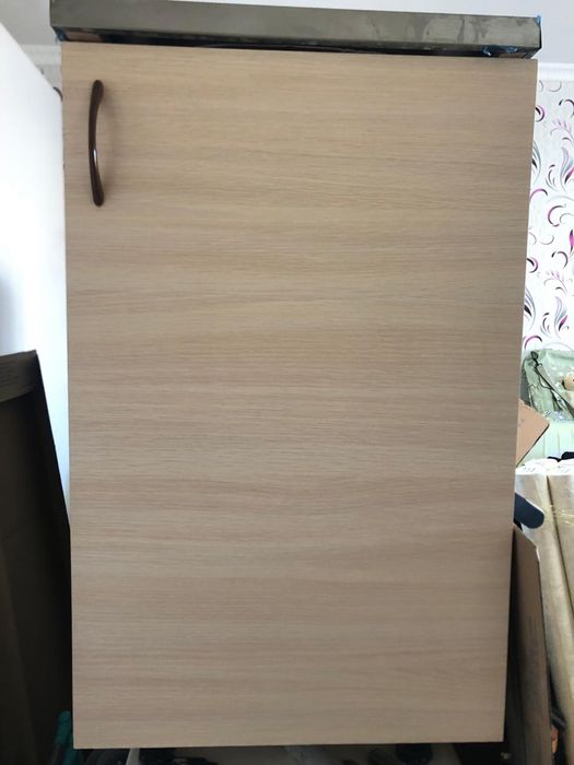 Екі шкаф, біреуі ыдыс жуатын орнымен!