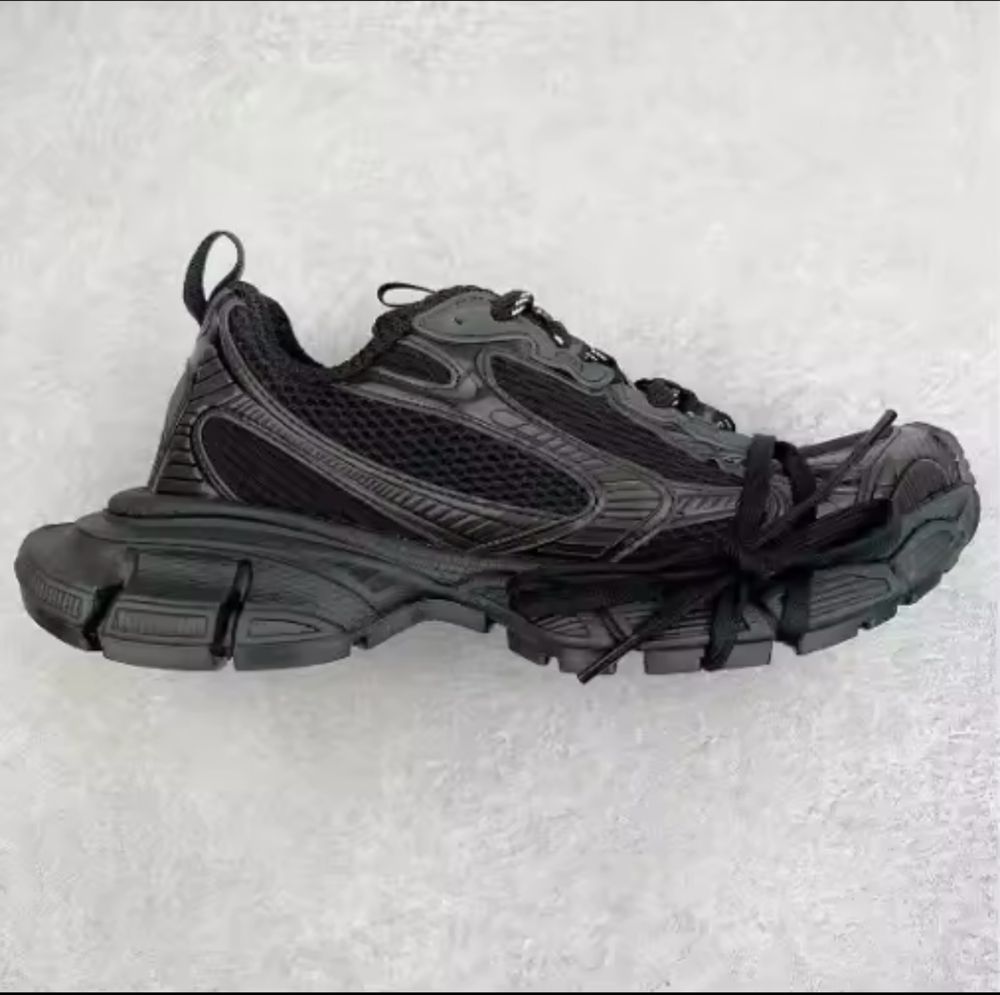 Balenciaga 3XL маратонки нови