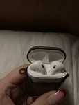 Vând apple airpods generația 1