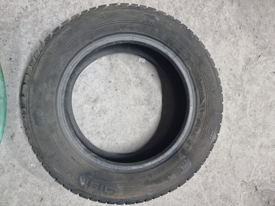 Автомобилна гума 175/65/14 82T