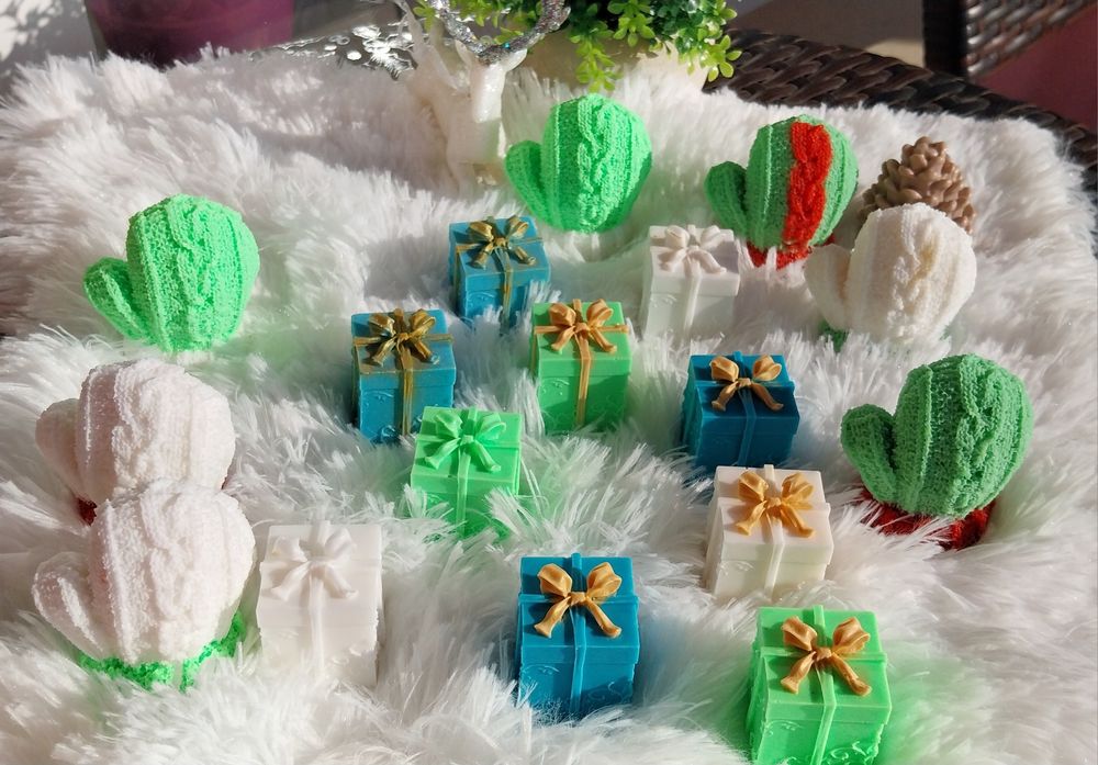 Бюджетни коледни подаръчета Изработени от ароматни сапунчета