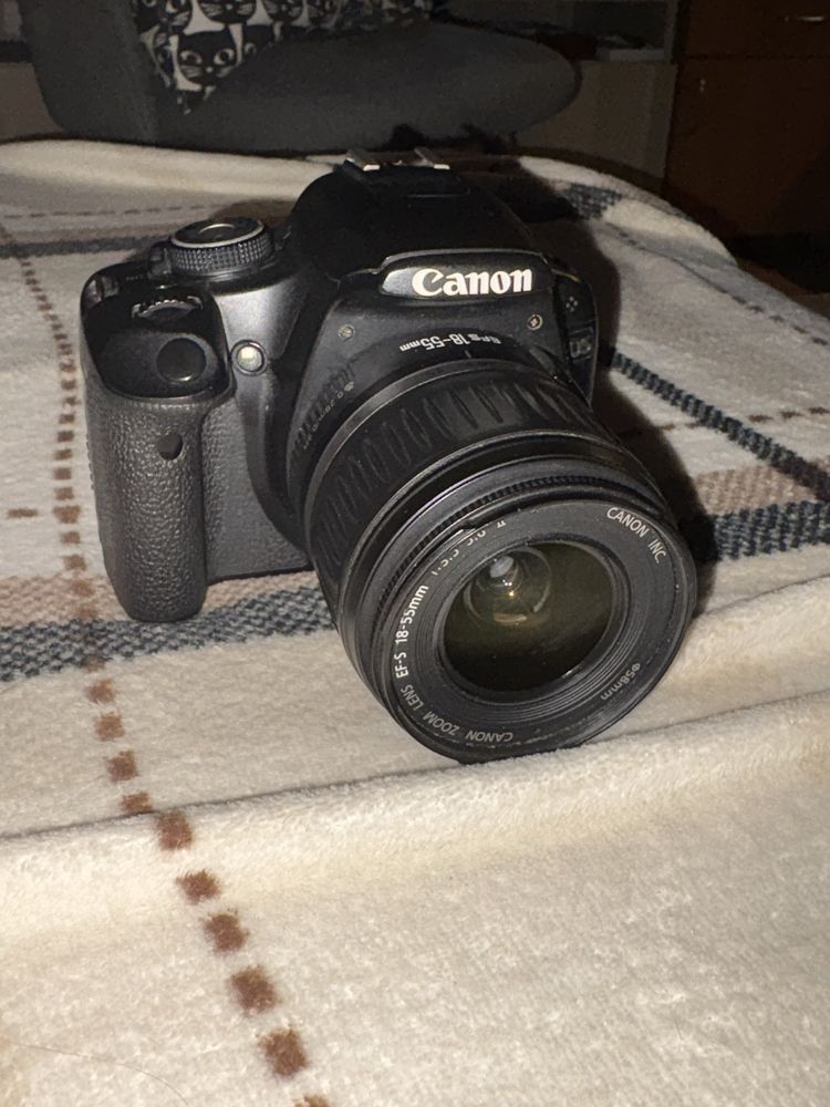 Canon 500D + обектив 18-55мм
