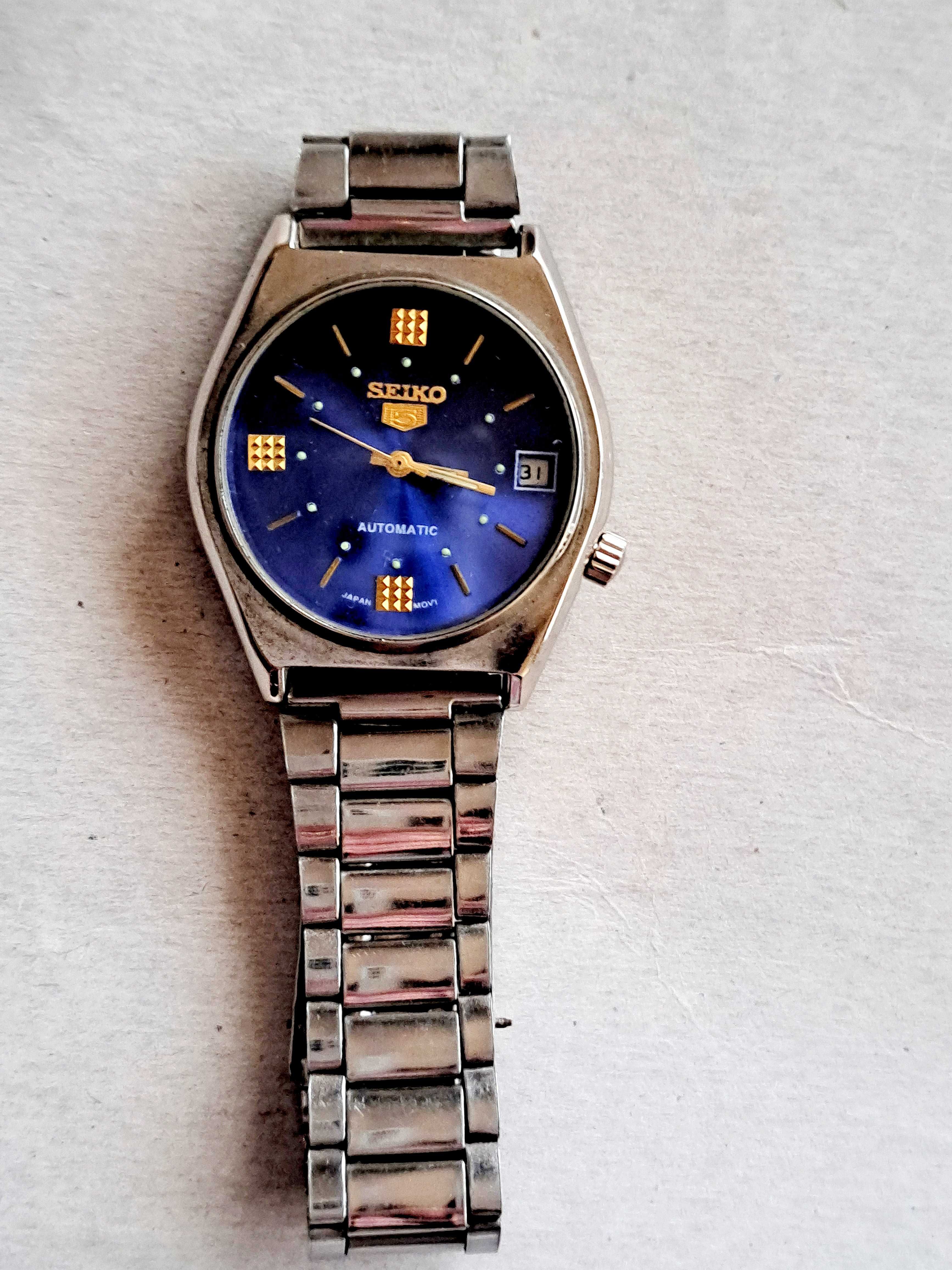 Часовник Seiko 5- работи.