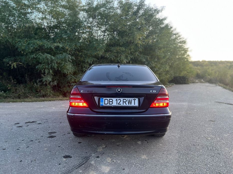 Mercedes-Benz C class w203