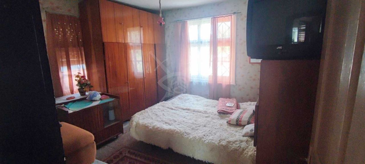 Продава се Къща в с. Пъдарско, Област Пловдив - 200 кв.м за 155 €/кв.м - Снимка #2