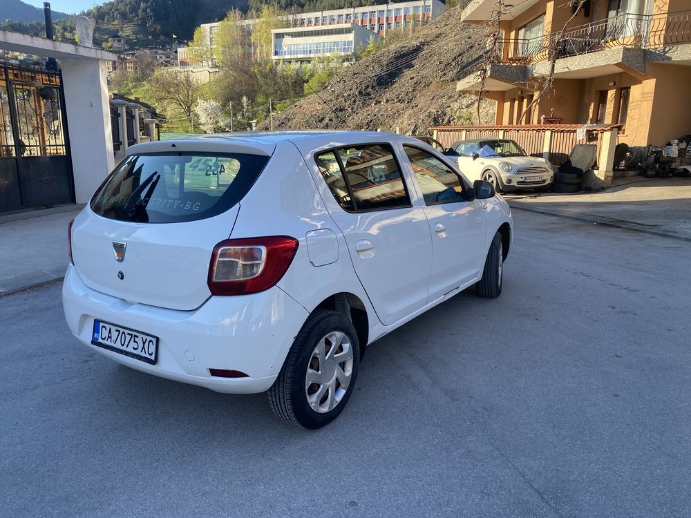 Dacia Sandero 1.2i Климатик