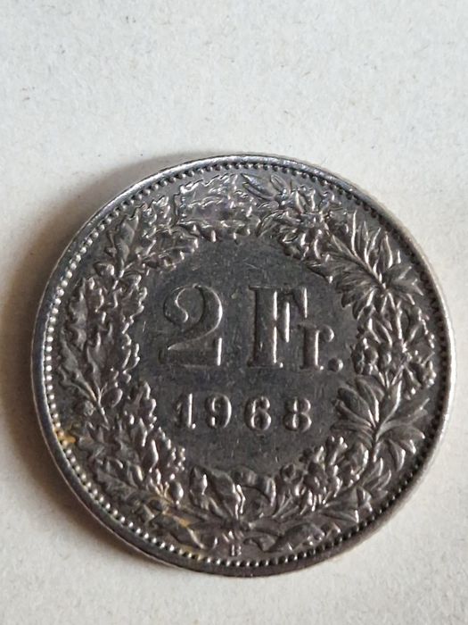 Монеты в общем 8 монет