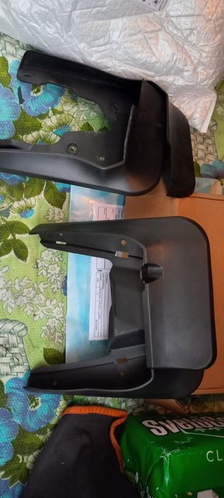 Брызговик Тойота Королла Е210