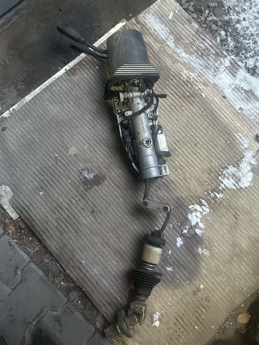 Продам рулевую колонку Мерседес 210