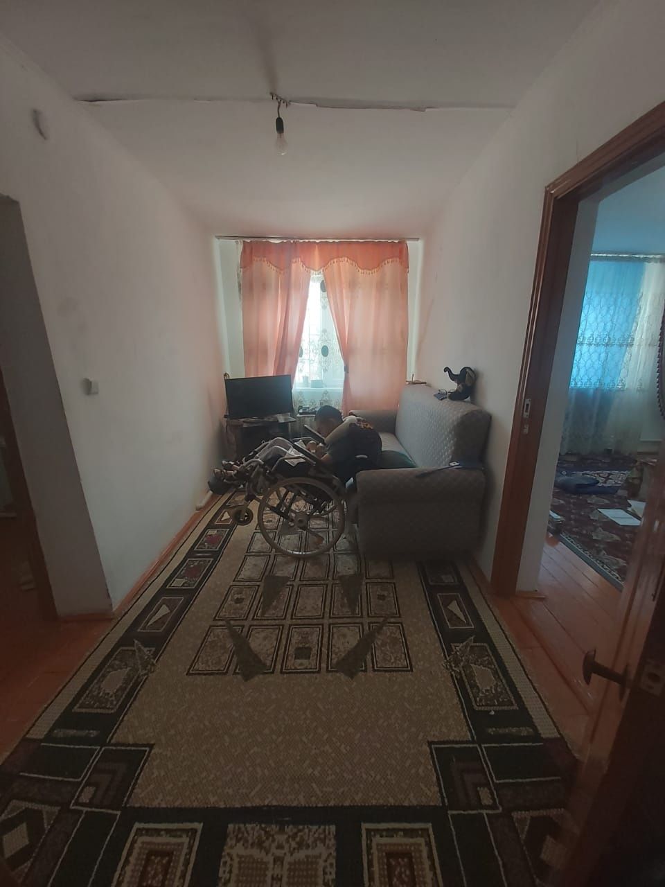 Продаётся дом. Уй сатылады. Уй. Дом.