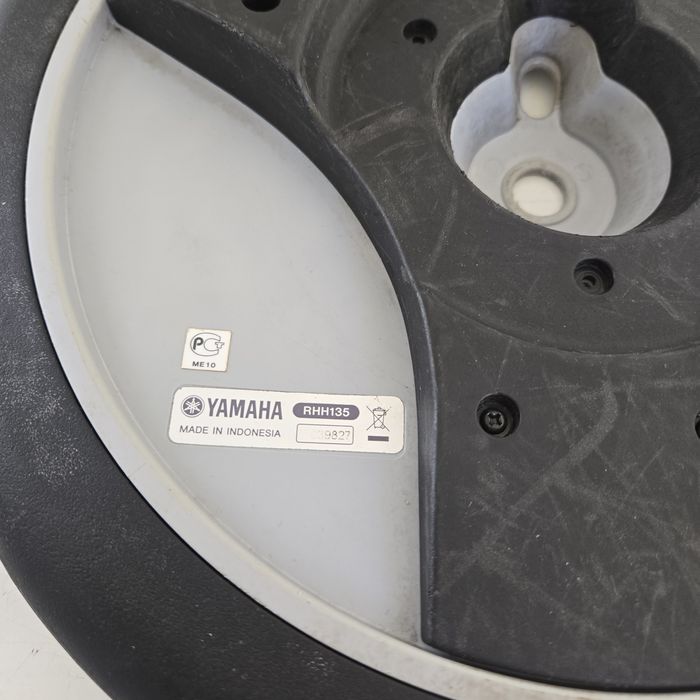 Електронни чинели Yamaha