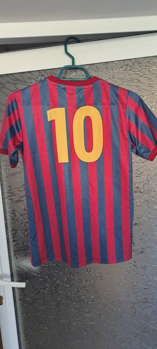 Vând tricou fotbal