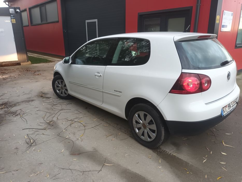 Vw Golf 5 edition   kia rio benzina 1400 cm euro 5