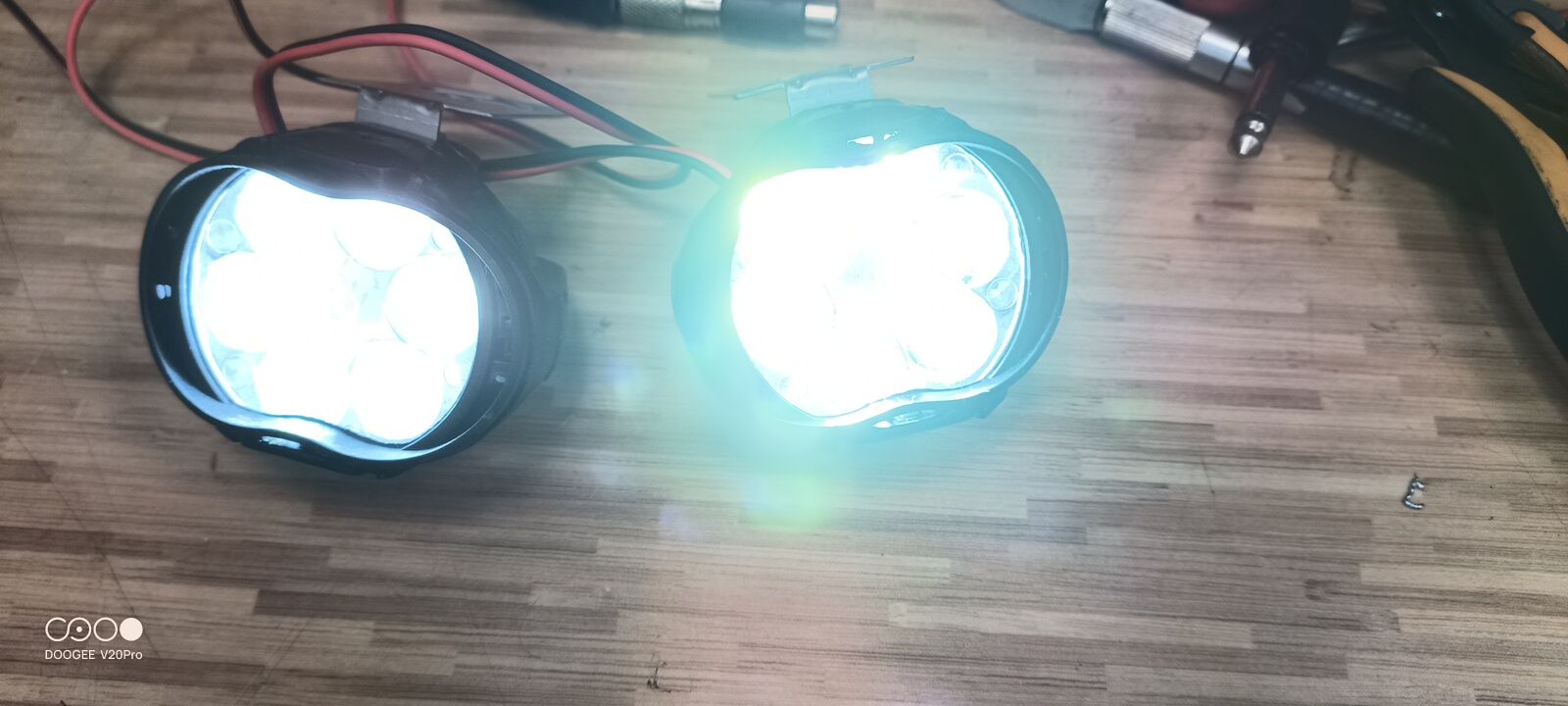 Продавам led светлини на 12v подходящи за мотор