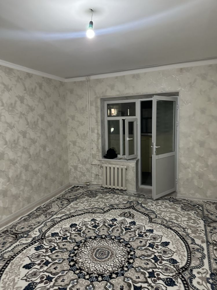 Kvartira тинчлик метро 1 хонали