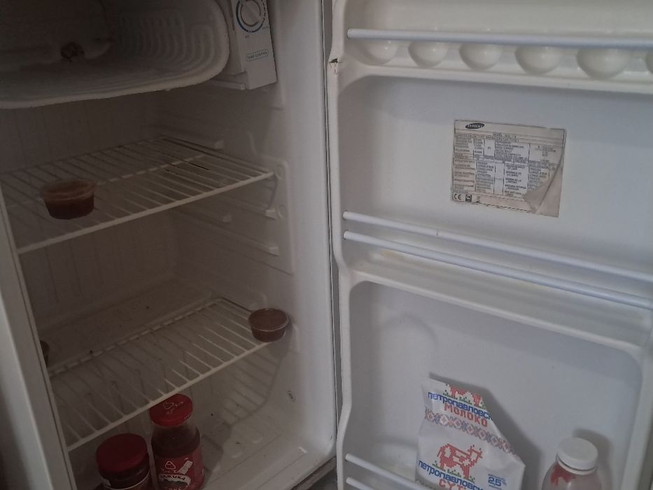 Холодильник маленький