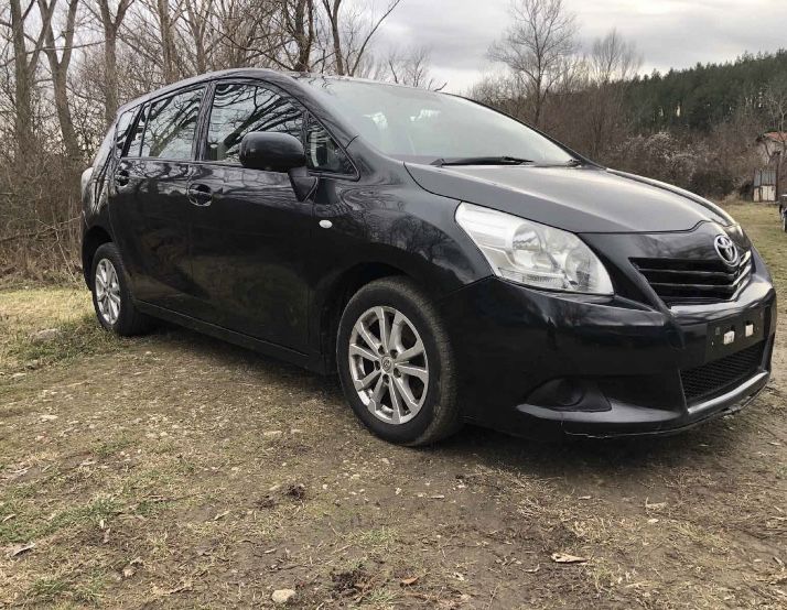 Тойота Версо /Toyota Verso 2.0D4D 126кс. 2011г. НА ЧАСТИ