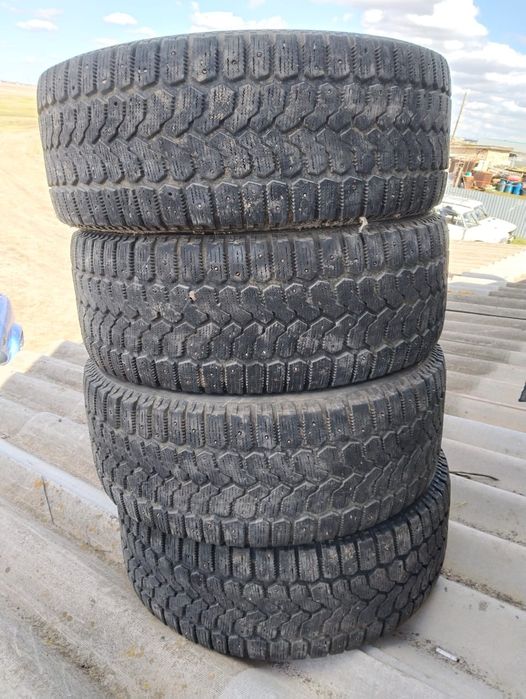 Зимний шина 235/50 R16