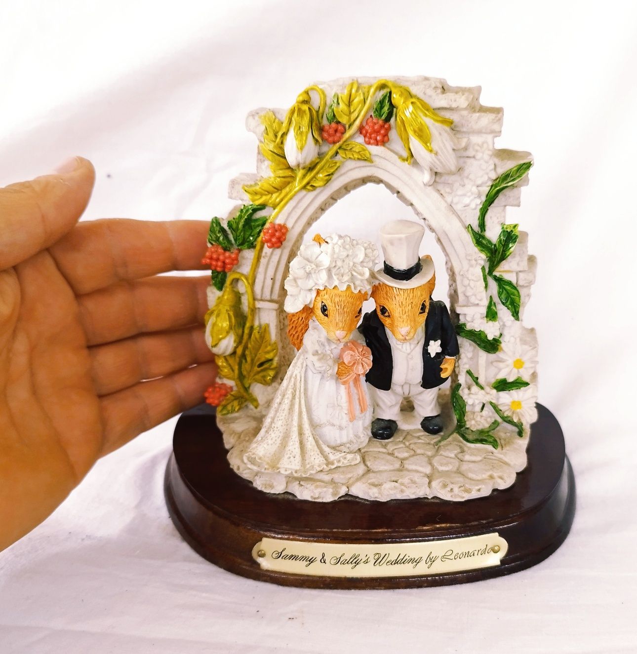 Figurină decorativă "Nunta lui Sammy și Sally", Colecția Leonardo.