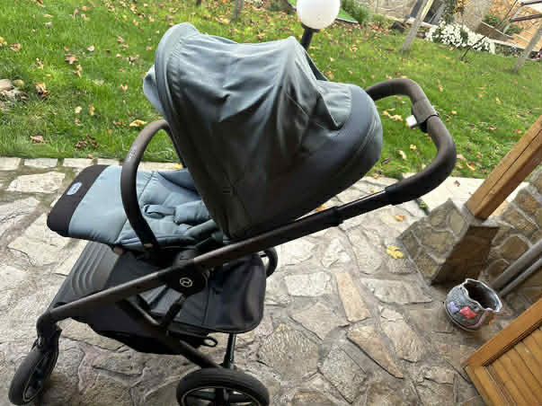Cybex детска количка в отлично състояние)