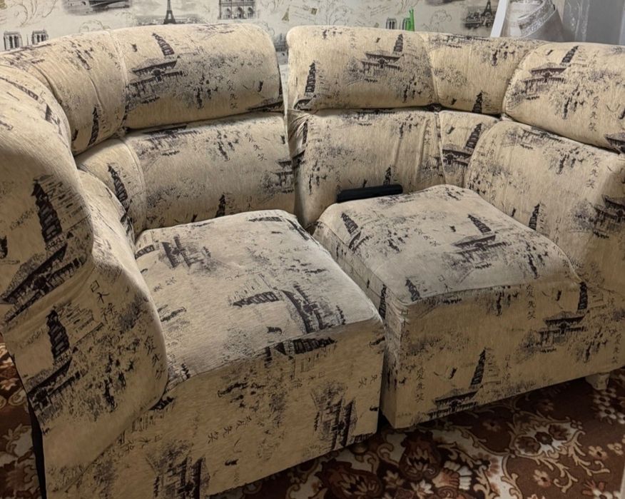 Два кресла срочно