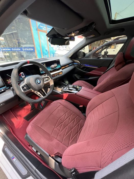 Продаётся BMW I5 35L FULL