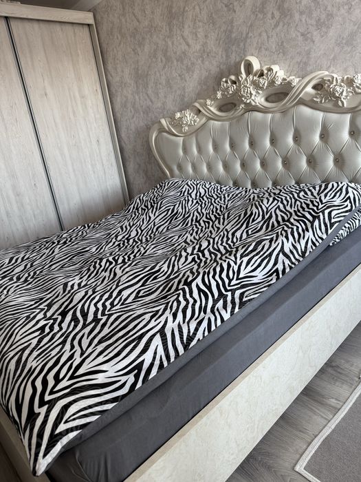 Поодам кровать  в отличном состояние