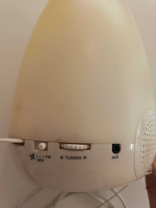 Радио часовник Muse