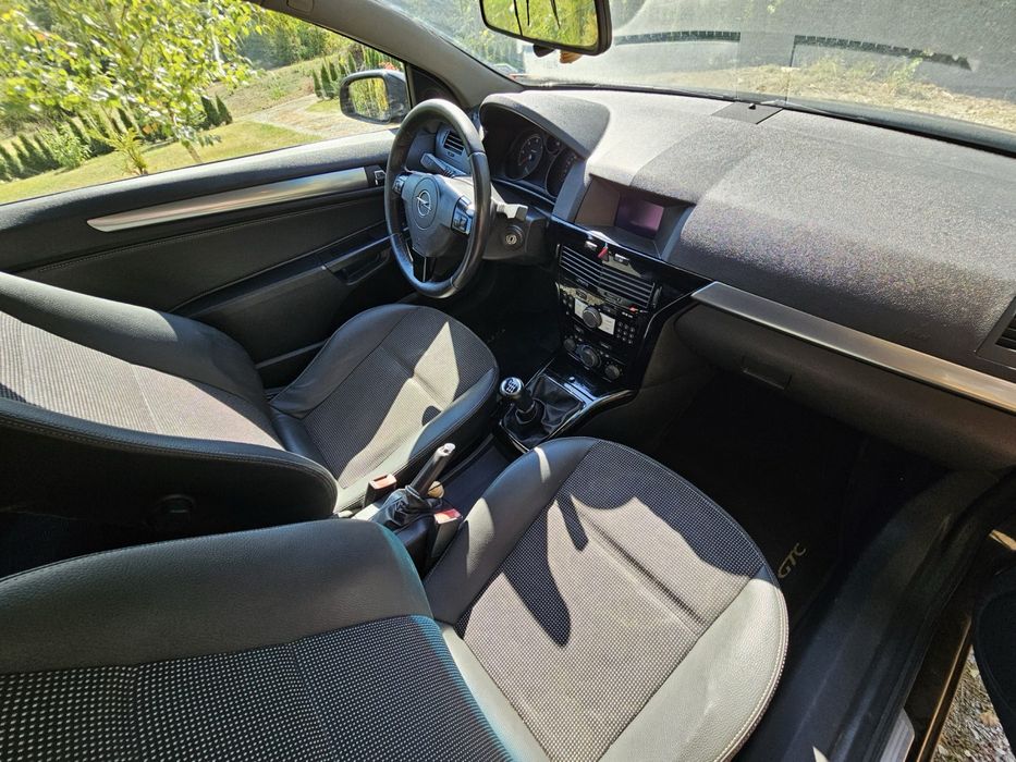 Opel astra gtc 1.9
