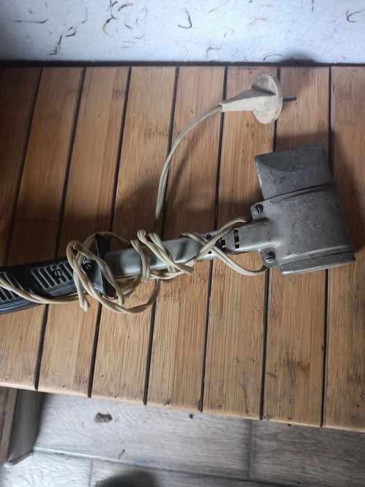 Лудильный утюжок , газовый ключ ( большой)