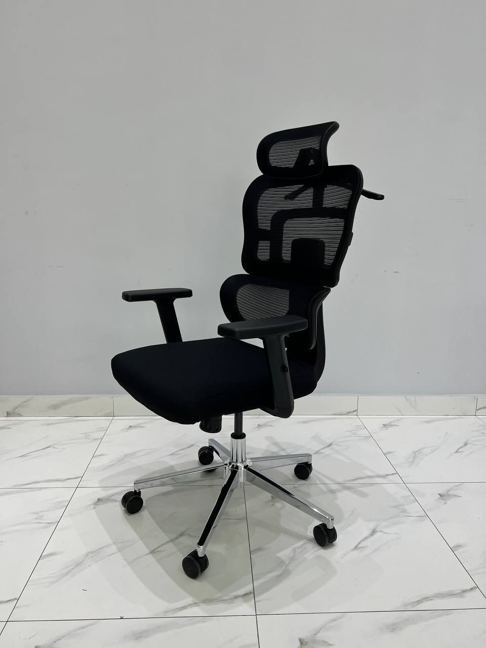 Офисное кресло для руководителя модель Komfort +
