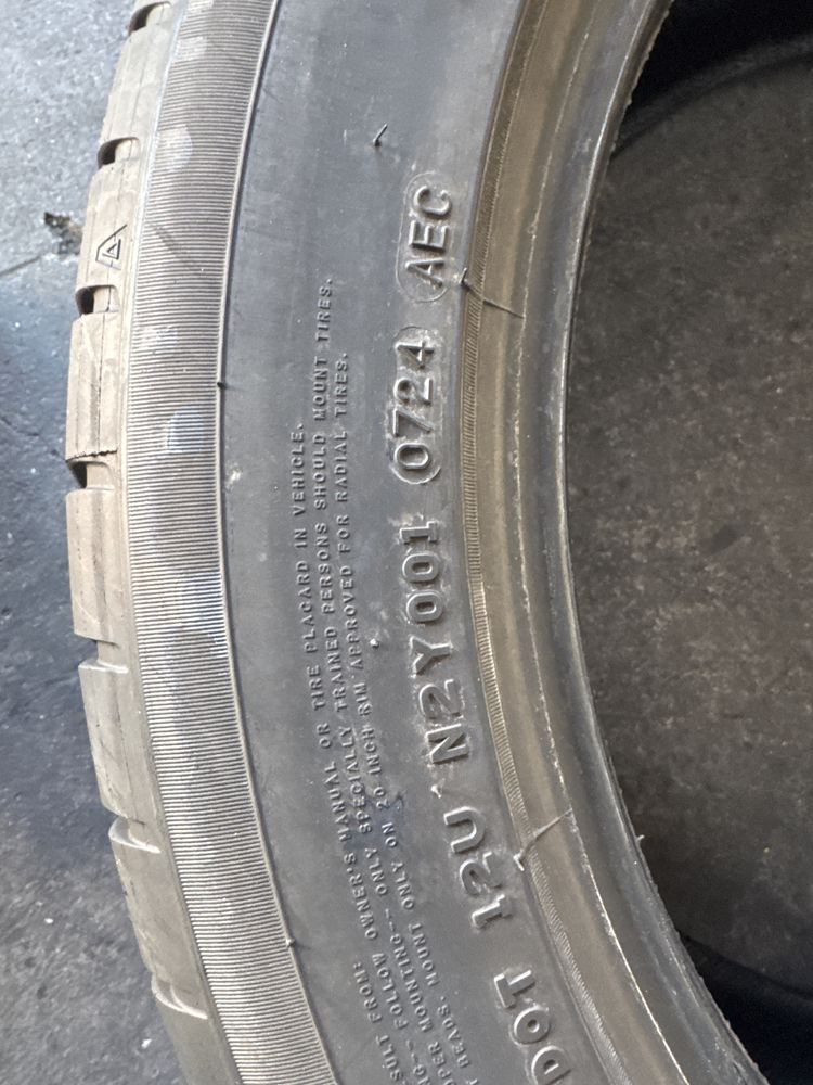 275/45/20 Maxxis