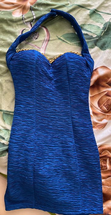 Rochie scurta in stare buna