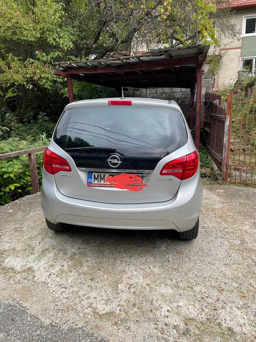 Vând Opel Meriva